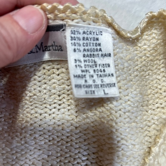 White wheeler & Martha rabbit hair sweater size large - Picture 3 of 6